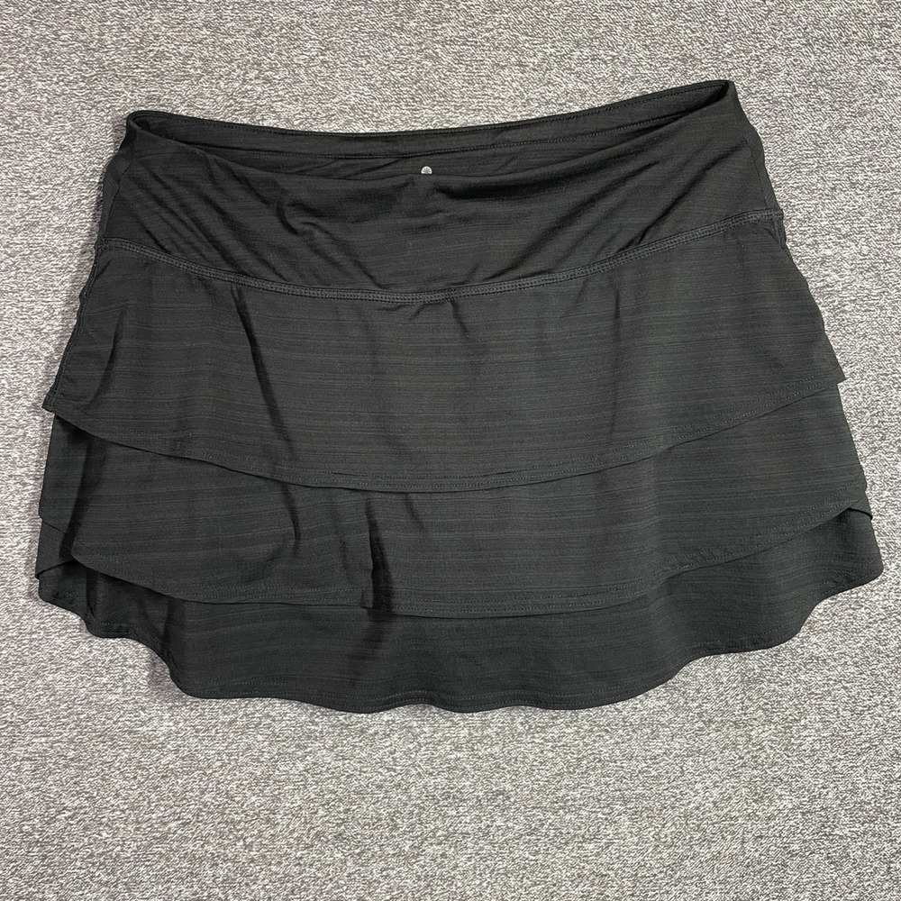 Athleta Black Heathered Tiered Ruffle Active Skort Women Medium